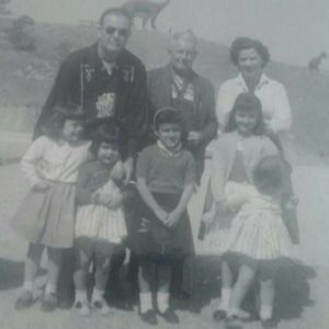 Meet your Posher, Regina cross